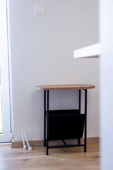 קומוטיני Cozy Studio In The Heart Of City מראה חיצוני תמונה