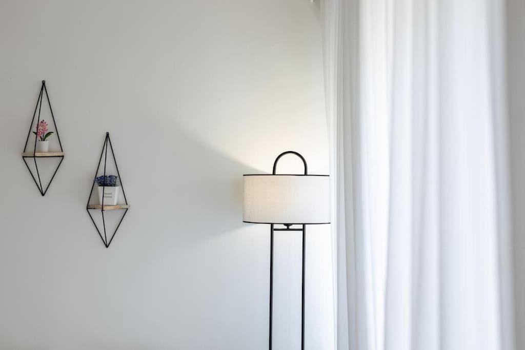 קומוטיני Cozy Studio In The Heart Of City מראה חיצוני תמונה